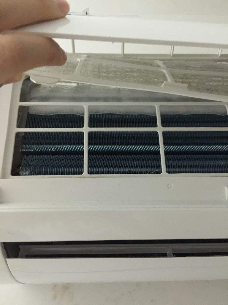 空调制冷室内机结冰是什么问题