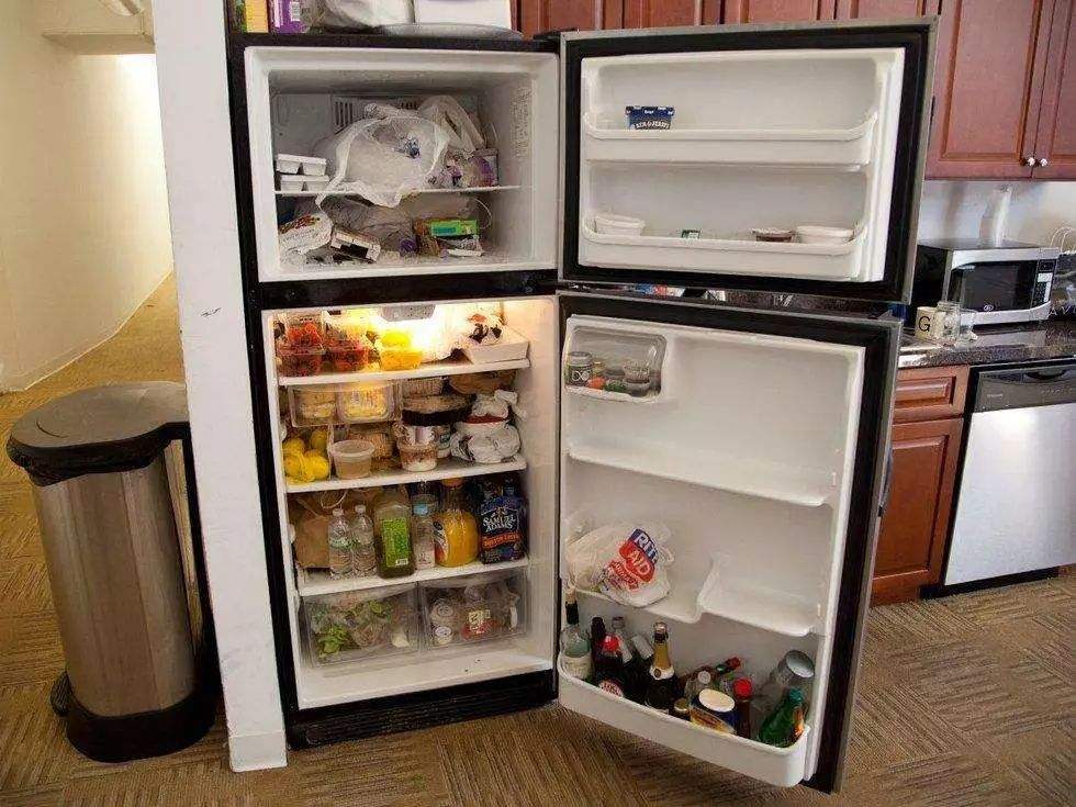 冰箱外面发烫不停机是什么原因