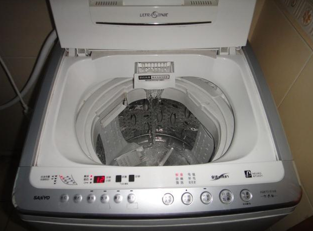 洗衣机不转了自己怎么修