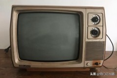 老式破旧的电视机（落地老式电视机）