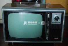 西湖牌老式彩色电视机（西湖牌18寸彩色电视机）