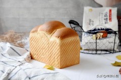 面包机做的面包心里软不熟咋回事（面包机做的面包不熟怎么补救）
