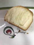 用面包机做面包不熟什么原因（面包机做面包很黏不熟怎么补救）