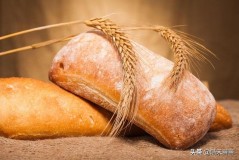 面包机做的面包为什么不像面包房（面包机做的面包为什么跟馒头一样）