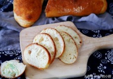 无面包机面包的做法和配方（万能面包机方子零失败的做法）