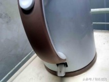 电热水壶电路板维修常见故障老款（电热水壶盖的开关维修图解）