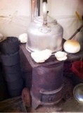 如何利用水桶自制简易油烟净化器（用水桶自制油烟净化器）