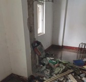 砸墙后的地板怎么处理（地面翻新砸地板对楼板有损害吗）
