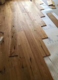 木地板疤痕怎么处理（木地板有结疤会更便宜吗）