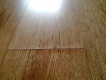 木地板去水渍方法（如何正确去除木地板上的水渍）