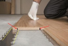 自己贴木地板简单方法（初学者贴木地板的步骤）
