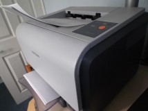 佳能打印机加碳粉需要更换芯片吗（佳能打印机换碳粉步骤）
