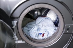 怎样最简单有效的清洗双缸洗衣机（如何清洁双缸洗衣机污垢）