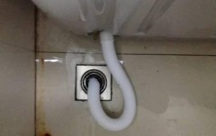 马桶出水管直接连洗衣机（马桶的进水口可以连接洗衣机吗）