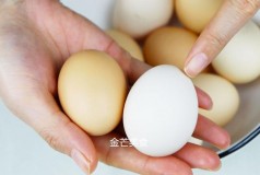 冰箱毒鸡蛋的正确使用方法（脏鸡蛋直接放冰箱的危害）