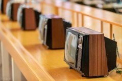 新买的高清电视（官方网上购买的电视）