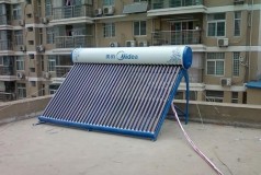 太阳雨热水器怎么用电加热（太阳雨热水器电加热需要多长时间）