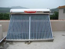 农村用热水器还是太阳能热水器好（农村适合用太阳能还是热水器）