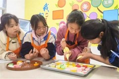 电磁炉手工制作幼儿园（纸箱做电磁炉手工）