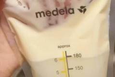 微波炉能给孩子热奶吗（宝宝喝的奶能用微波炉加热吗）