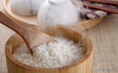 微波炉加热冷冻的米饭（米饭冷冻后微波炉加热方法）