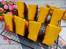 南瓜电饼铛蛋糕的做法大全图解（电饭煲南瓜蛋糕最简单的做法）