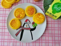电饼铛做南瓜加奶粉最简单做法（南瓜用电饼铛怎么做着吃）