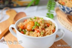 电饭煲焖黄米饭的正确方法（电饭锅焖米饭诀窍）