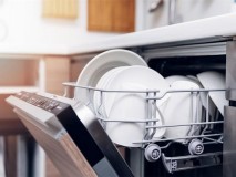 洗碗机零件发白是什么原因（洗碗机常见故障及解决方法）