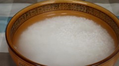 榨汁机能把大米磨碎吗（用榨汁机把大米榨成米浆吗）