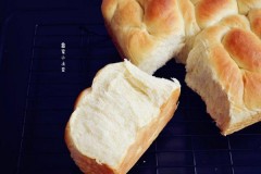 松下面包机做全麦面包的配方（松下面包机做松软面包诀窍）