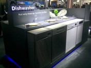格兰仕广交会展现新动能 多样化洗碗机满足不同国家需求（格兰仕洗碗机可容纳多少套餐具）