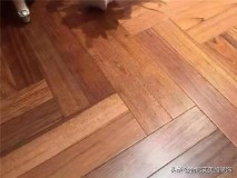 铺木地板开头技巧（铺木地板怎样开头和收尾）