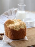 美的面包机做面包配方大全（美的面包机面包的100种配方）