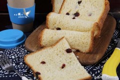 家庭面包机最简单面包的做法（家庭面包机做面包最简单方法）