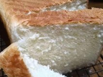 用面包机揉面为什么揉不出手套膜（为什么用面包机揉面出不了膜）