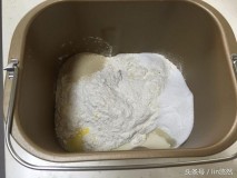 面包机发酵过程中打开有事吗（面包机发酵不起来怎么办）