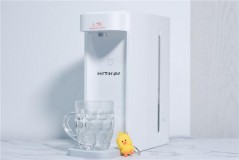 即热饮水机用什么水（即热式饮水机必须用纯净水吗）