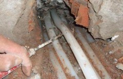 地暖管正常使用过程中会不会破（地暖管破了一般能用几年）