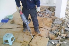 在旧地板砖上贴新砖处理办法（如何铲除旧地板砖贴新砖）