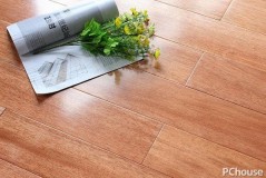家里装修复合地板一般多少钱一平（家庭装修复合地板一般多少钱）