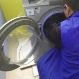 洁厕灵可以清洗滚筒洗衣机吗（用洁厕液清洗洗衣机）