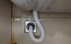 海尔滚筒洗衣机漏水修理图解（海尔滚筒洗衣机底下漏水怎么回事）