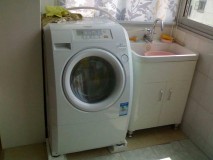 老外发明创意洗衣机（外国牛人自制自动洗衣机）