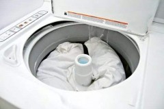 全自动洗衣机脏污盒取出图解（滚筒洗衣机脏物盒怎么打开视频）