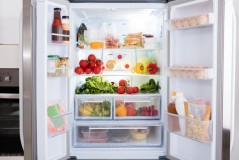 无霜冰箱会更费电吗（无霜冰箱和有霜冰箱耗电差多少）
