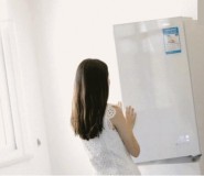 怎样知道冰箱是不是返修货（怎么判断买的冰箱是不是翻新机）