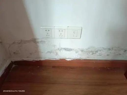 房屋内插座渗水是什么原因