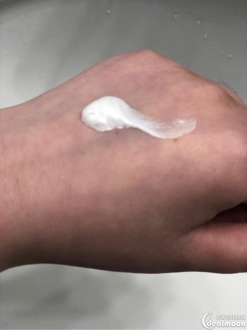 为什么用完氨基酸洗面奶后脸起皮