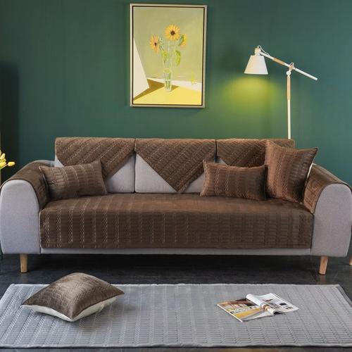 深咖啡沙发配什么色沙发垫好看，深咖色的沙发配什么颜色的沙发垫